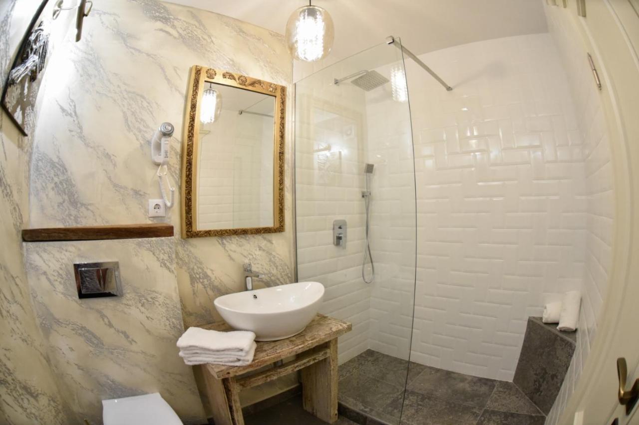 Апартаменти Restauro Apartament Бузеу Екстер'єр фото