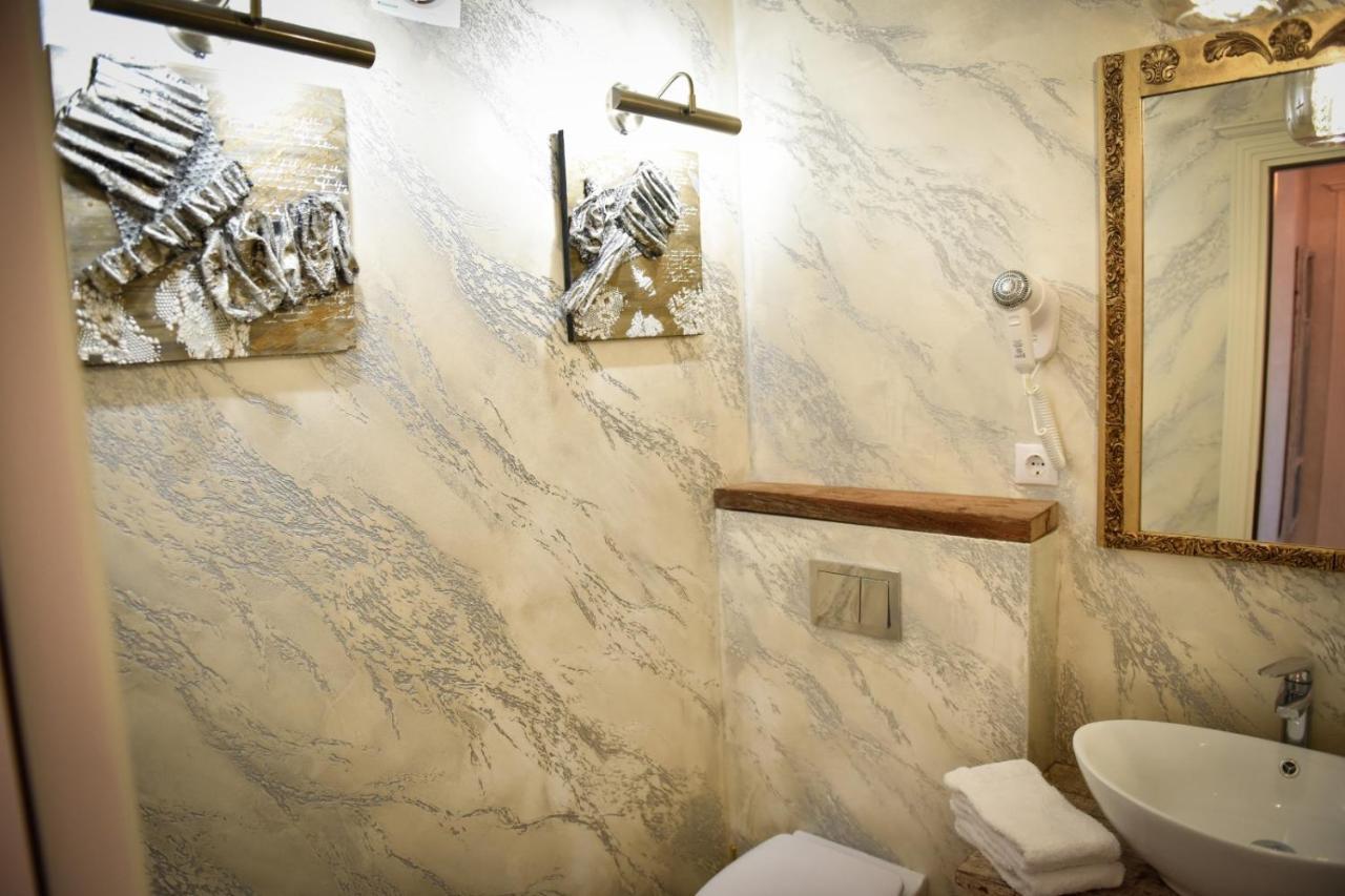 Апартаменти Restauro Apartament Бузеу Екстер'єр фото